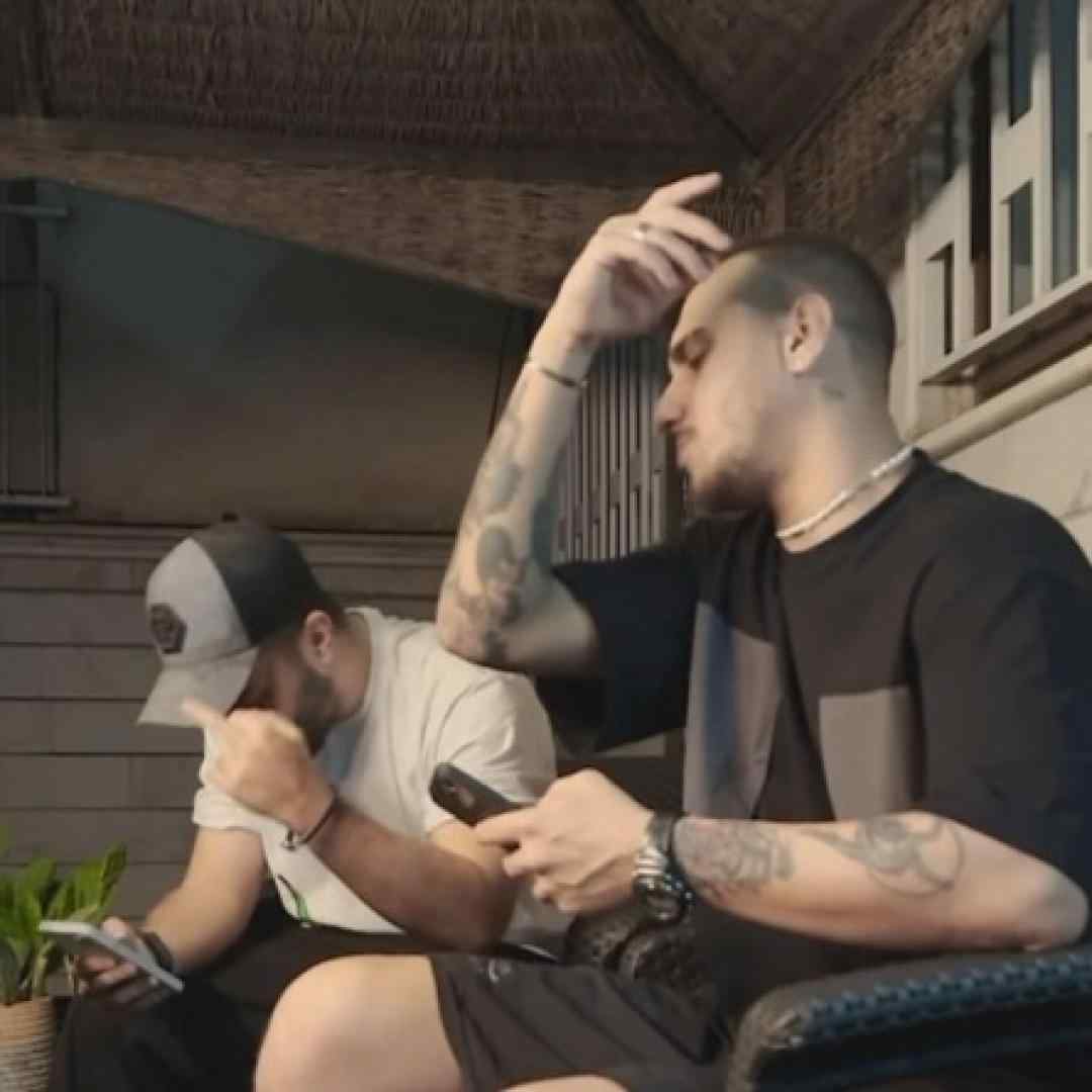 شایان یو غمگین تر از غروب جمعم شاید یه روز