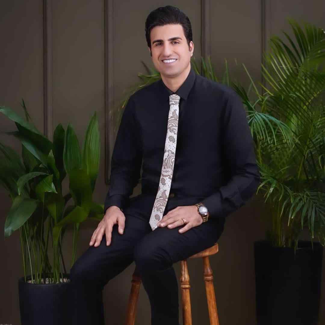 محسن لرستانی آخه تو که تنها نمیشی تو دلت قرصه