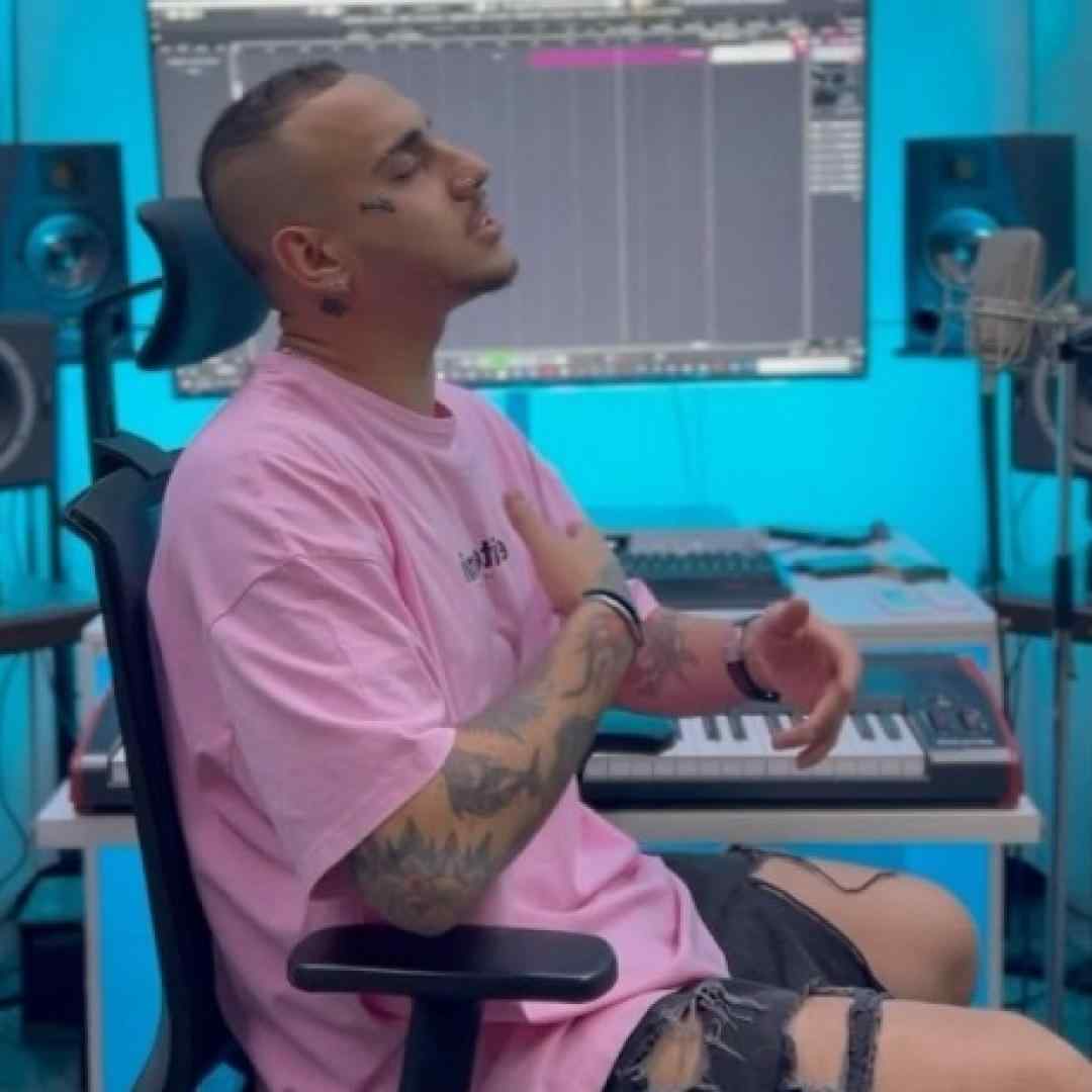 شایان یو تنگه دلم برام سخته برم تو همه چیو میدیدی