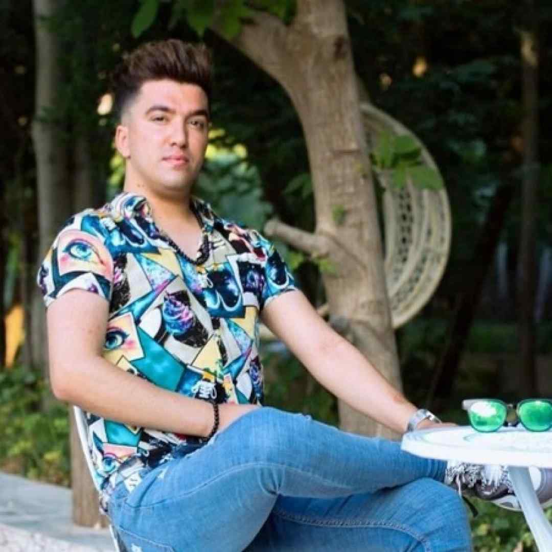 سجاد فرهادی به شیراز اومدم غمگین و خسته