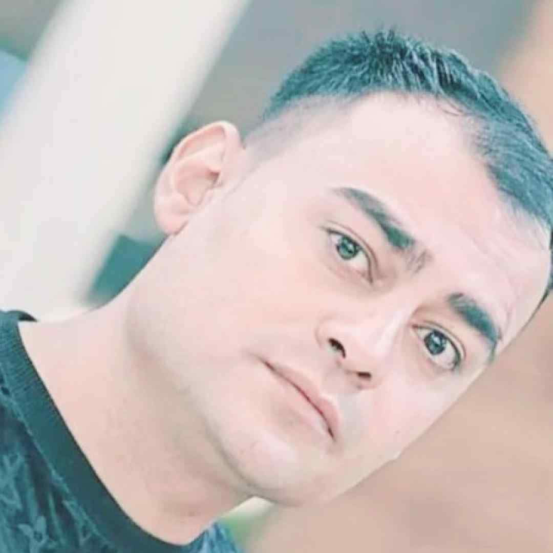 روح الله کرمی مه قبل تونم هی تنها بودم ولی بعد تونم
