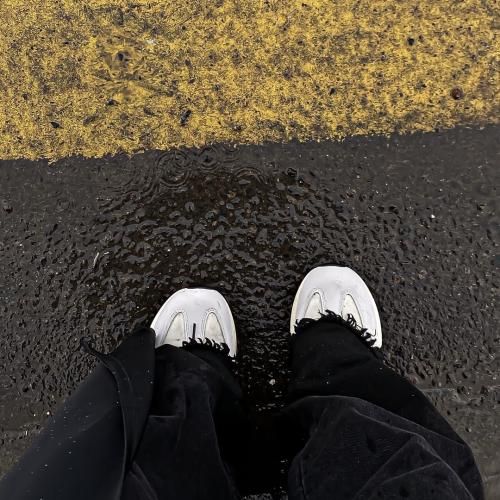 امشبو دیدم اومد تو خوابم مردم تو زندون وقتی