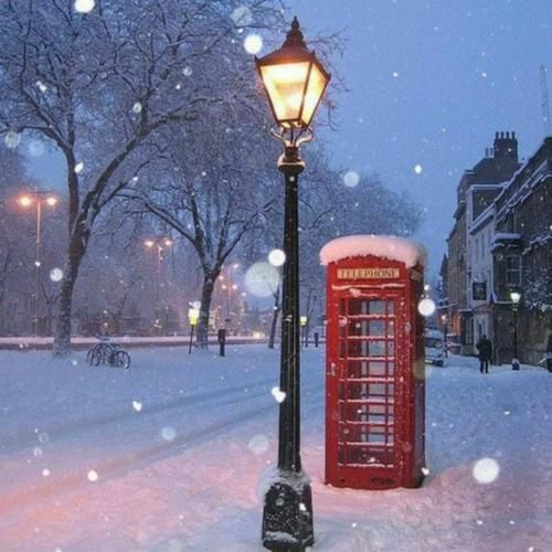 با اون قند لباش قند لباش وقتی میخنده