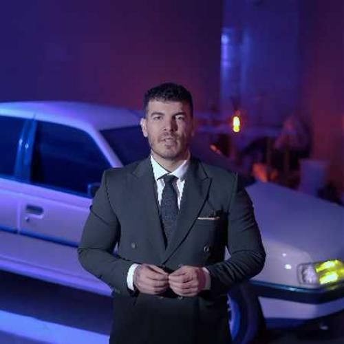 فرهاد فرهادی ﻫﻢ ﺳﻴﻮر و ﻫﻢ ﺗﺮﻛﺸﻰ وژت ﻳﻪ ﭘﺎ ارﺗﺸﻰ