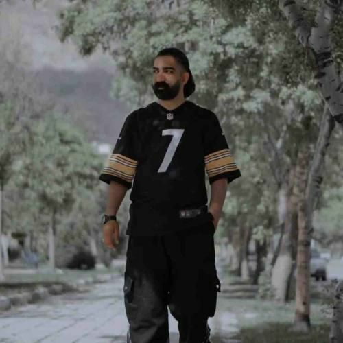 دانلود آهنگ چپو راسم سیگار و ژیر سیگاری از میلاد غلامی