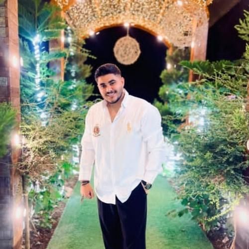 پرهام کریمی بلند گیسو