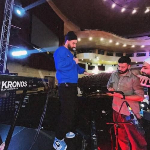 دانلود آهنگ من هنوزم سر تو بی جنبه ام مث تو نیستم از علی یاسینی